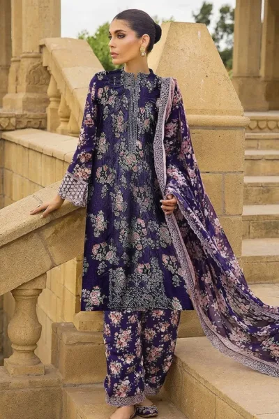 Purple Floral Sequins Embroidered Lawn 3 Piece Suit with Chiffon Dupatta – Design 5507